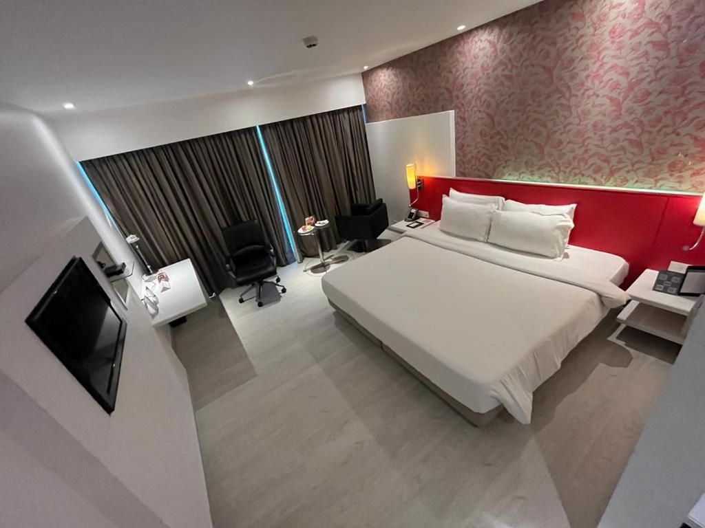 Country Inn & Suites By Radisson Navi Mumbai Eksteriør billede